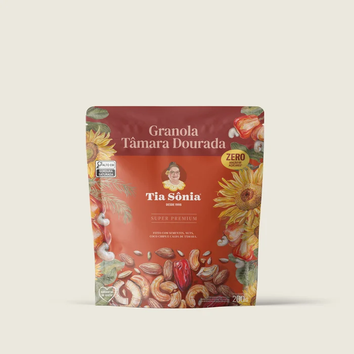 01 - MOCKUP GRANOLA TAMARA DOURADA FRENTE (1)