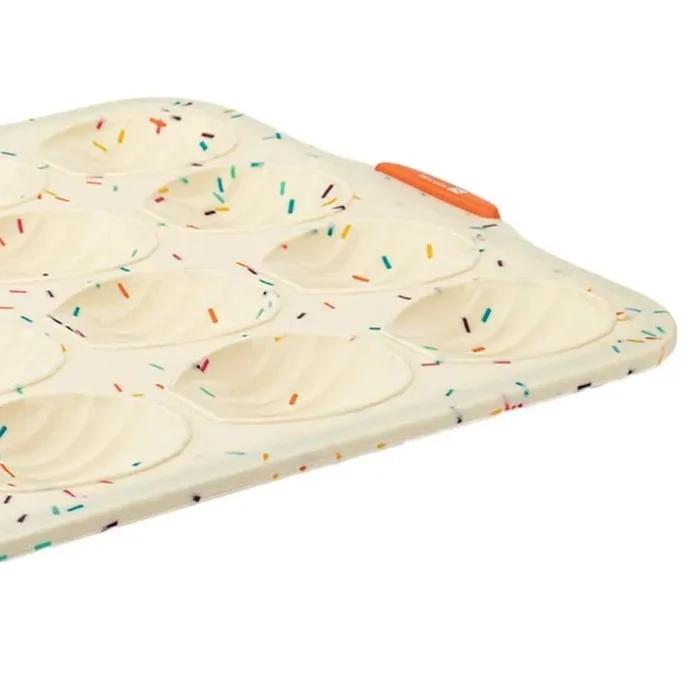 Forma de Silicone para 16 Madeleines - Hercules (5)
