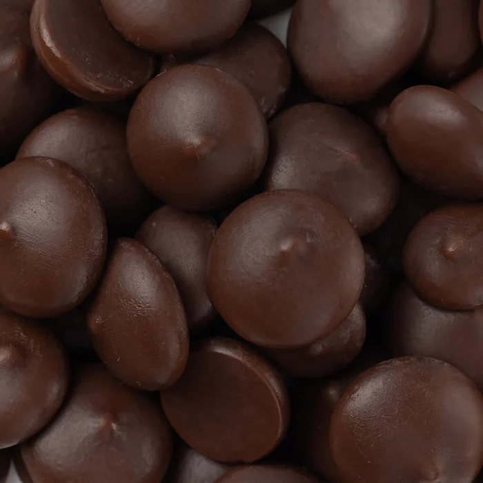 Closeup Callets Chocolate Amargo 70 Callets 70-30-38 - 2Kg - Callebaut