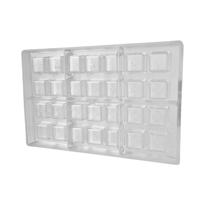 Forma de Chocolate em Policarbonato Bombom Quadrado Textura Oriental 2,5cm (10g) - Brunner (2)