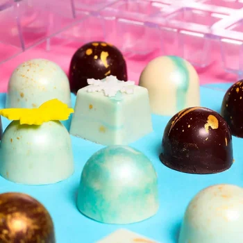 Forma de Chocolate em Poliestireno Tábata Romero Quadrado Essencial 20g - BlueStar C