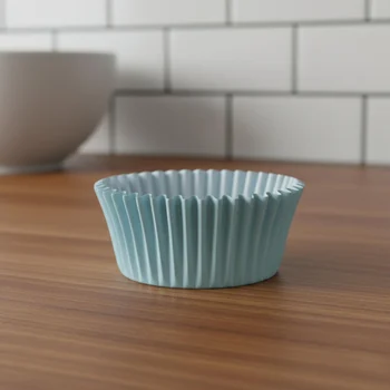 Forminha Cupcake Mago sobre a bancada - Azul Bebe