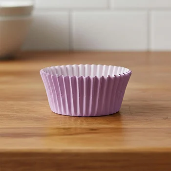 Forminha Cupcake Mago sobre a bancada - Lilas