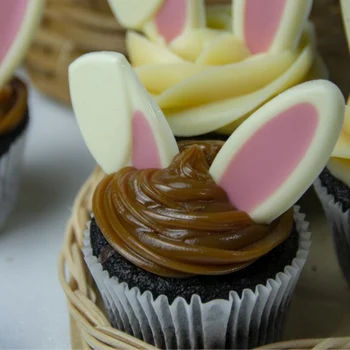 Forma de Chocolate Orelhas de Coelho (10uni) em Acetato - BWB (5)