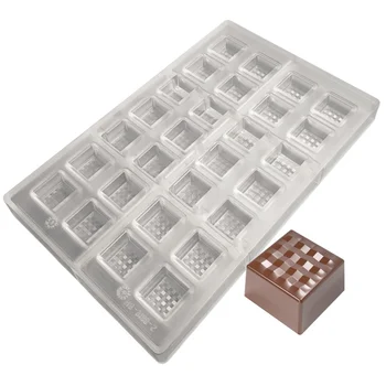 Forma de Chocolate em Policarbonato Bombom Quadrado Textura Manila Lapidado 2,5cm (10g) - Brunner