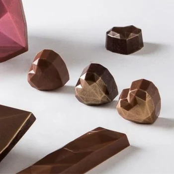 Forma de Chocolate em Policarbonato Bombom Coração Lapidado (10g) - Brunner (4)