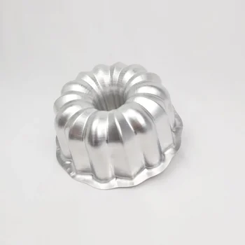 Forma Suíça Bundt de Bolo Classic (17cm) - Caparroz (3)