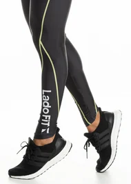 ref-061-02