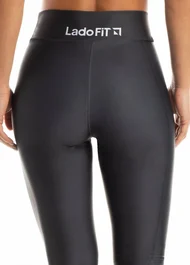 ref-102-04