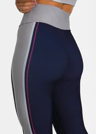ref-256-leg-6