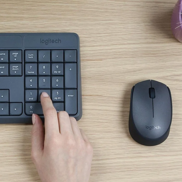 teclado-e-mouse-logitech-mk235-sem-fio-resistente-a-agua-cinza-abnt2-920-007903-1614610686-gg