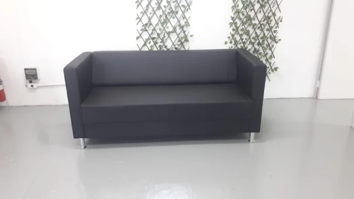 POLTRONA DE ESTAR AGILE 2 LUGAR