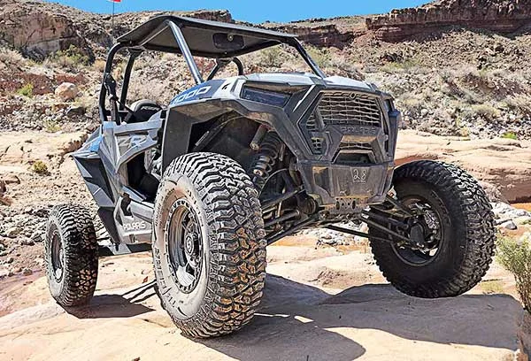 Pneu UTV Obor Tricera 32x10R15 Radial 8 Lonas (zoom)